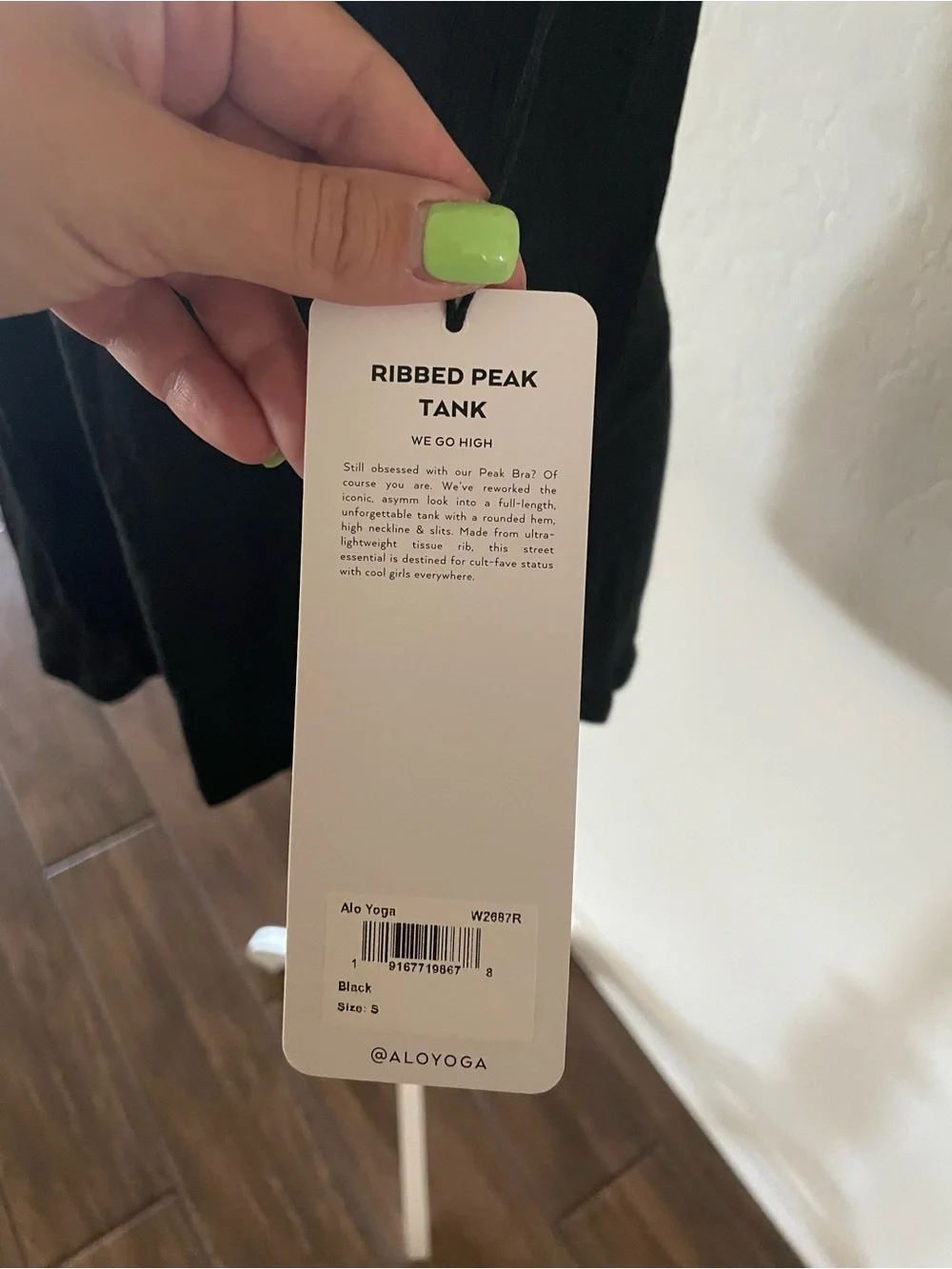 NWT ALO Yoga Ribbed Peak Tank in Black Size Small